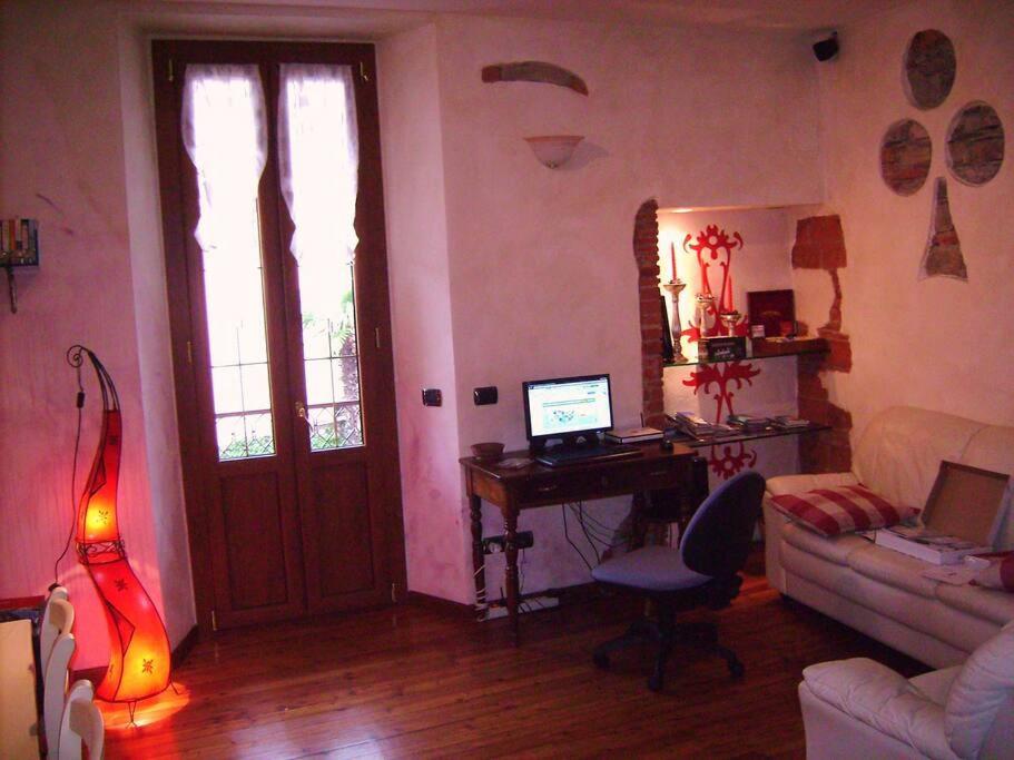 Charming Glicine And Azalea House Art And Colour With Lakeview Cadenabbia Εξωτερικό φωτογραφία
