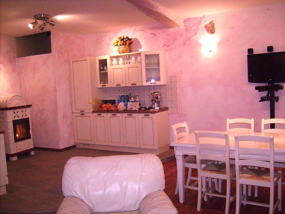Charming Glicine And Azalea House Art And Colour With Lakeview Cadenabbia Εξωτερικό φωτογραφία