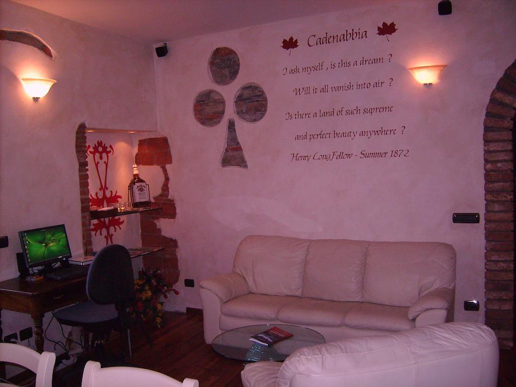 Charming Glicine And Azalea House Art And Colour With Lakeview Cadenabbia Δωμάτιο φωτογραφία